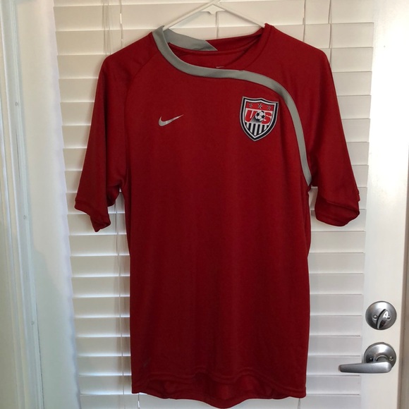Excellent condition US Soccer shirt size S - Picture 2 of 6